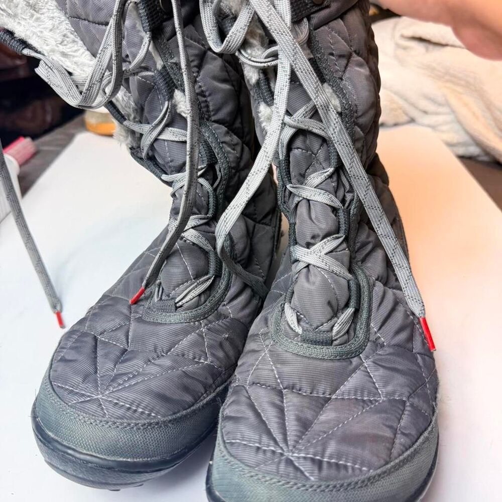 Columbia-sportswear Women's Grey and Black Boots